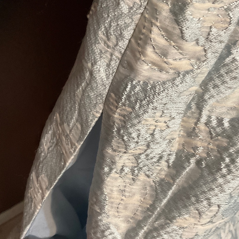 Light Blue Floral Puff-Sleeve Tiered Dress - Picture 10 of 14